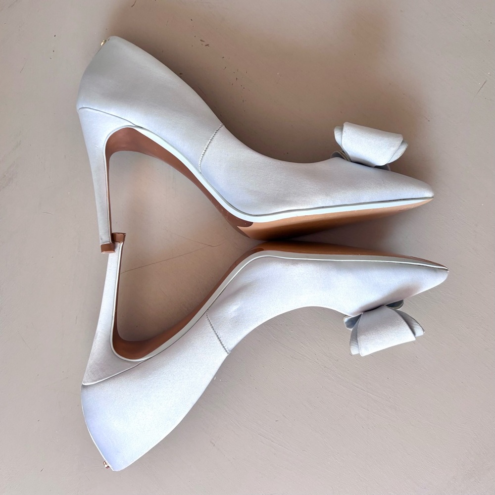 TED BAKER London Azeline Bow Court Shoes Rose Gold Closed Toe Stiletto Heels - Picture 11 of 15